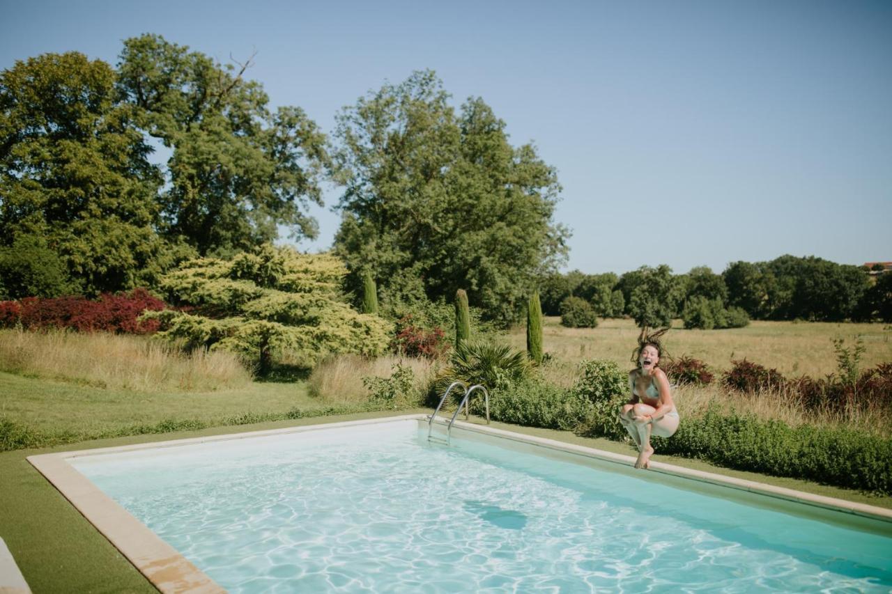 Chateau Barayre - Beautiful 12Th Century Castle With Pool And Large Garden Laussou Eksteriør bilde